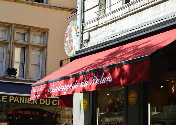 Eden Blue, Lovely Flat, Bright & Cosy In Lyon